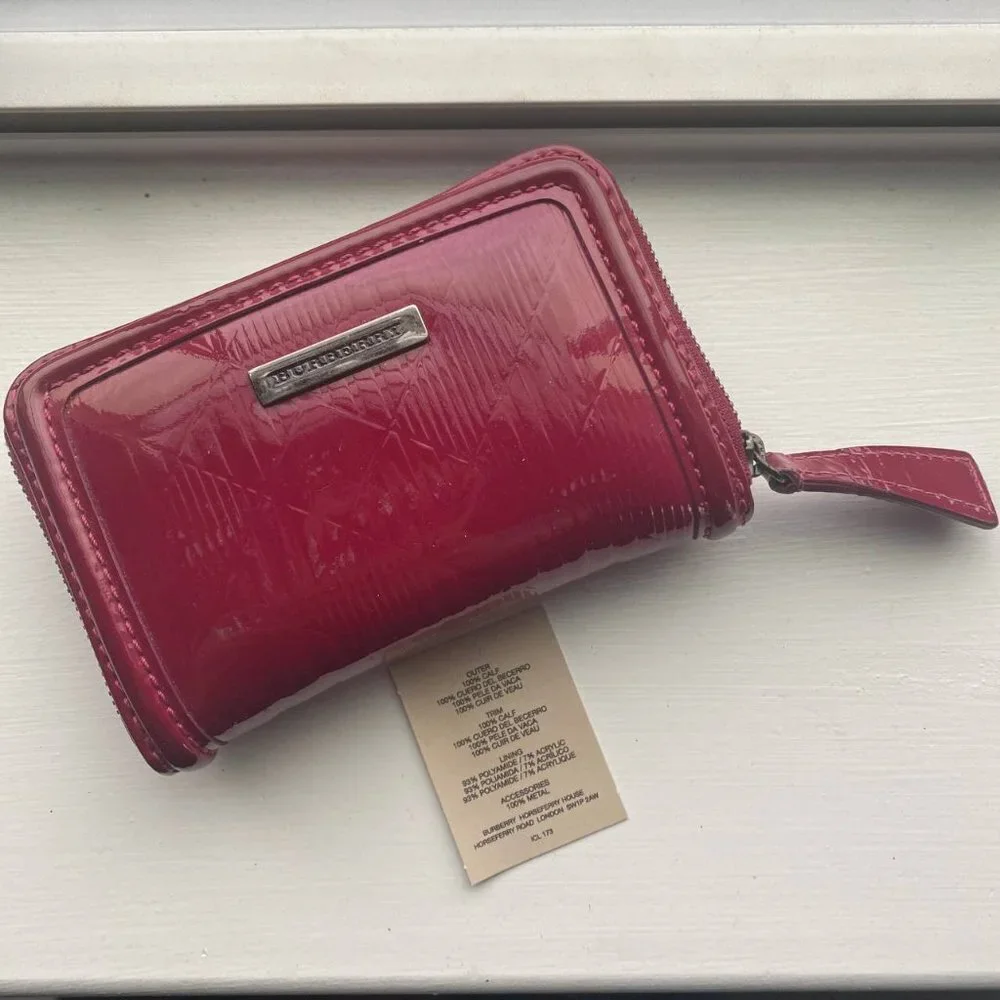 BURBERRY AUTHENTIC Vintage Wallet in Hot Pink